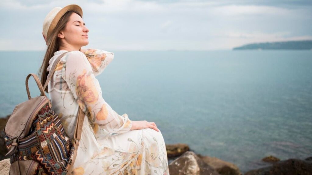 Braless Scroller: The Revolutionary Fashion Trend Redefining Confidence and Comfort